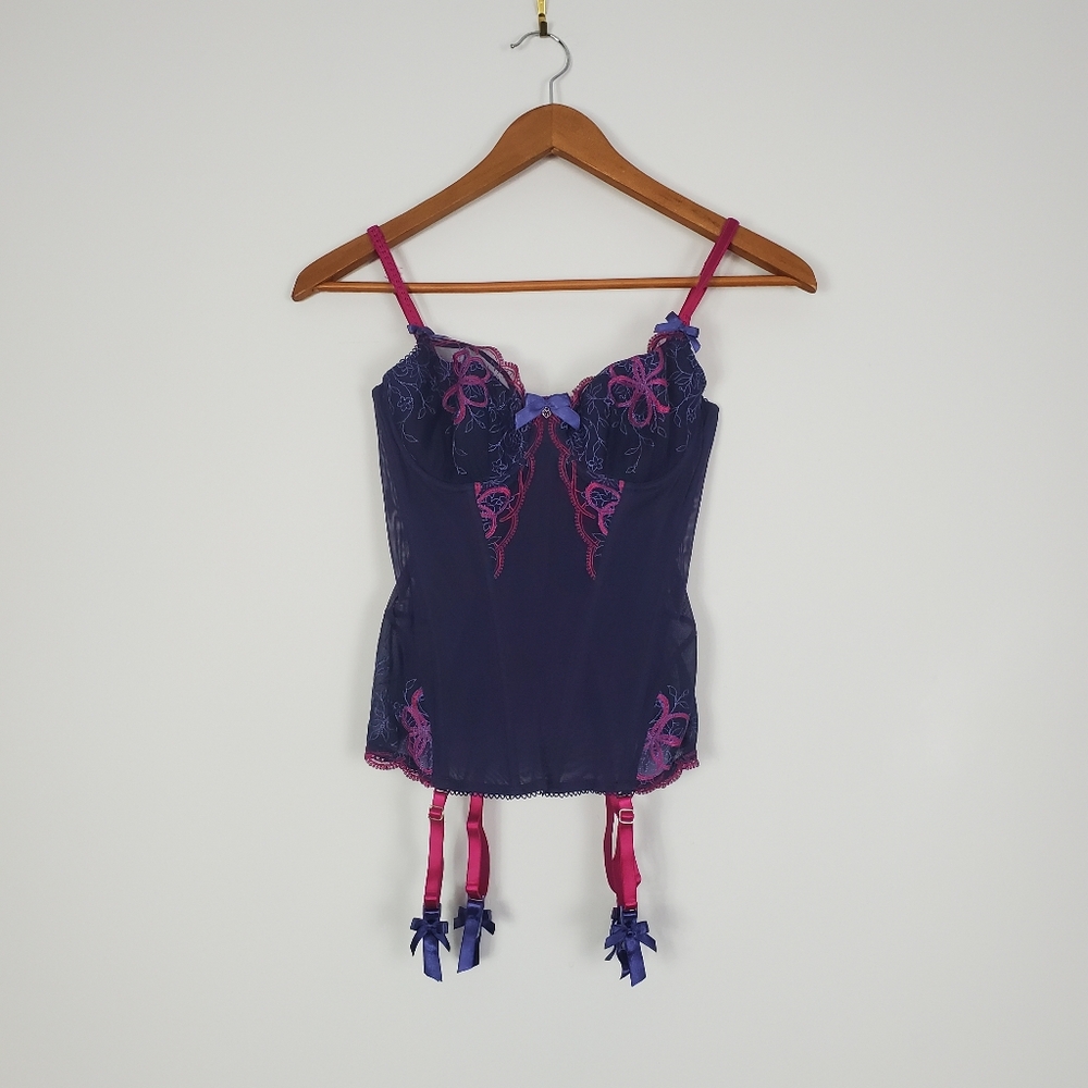 NWT FIGLEAVES LINGERIE BASQUE SET